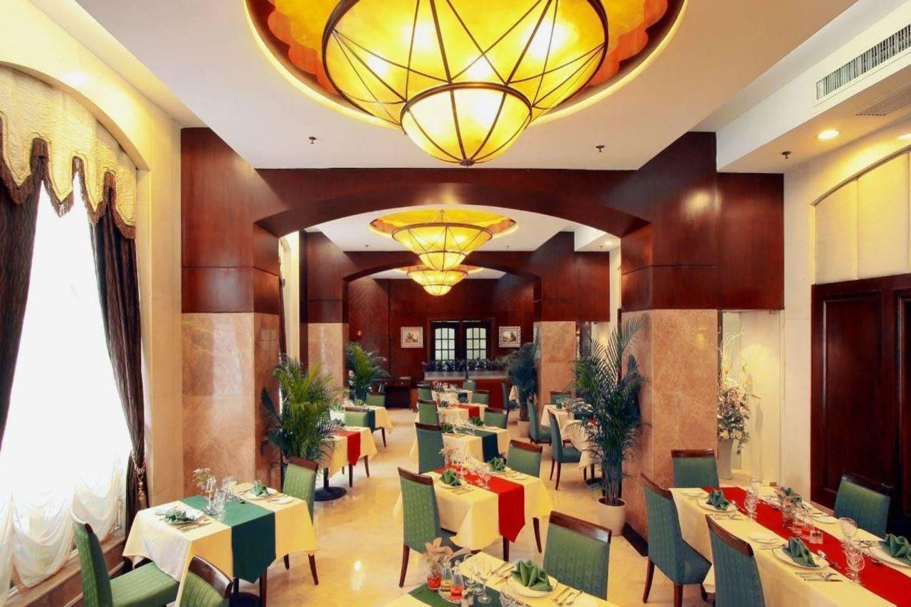 Grand Palace - Grand Management Group 4*