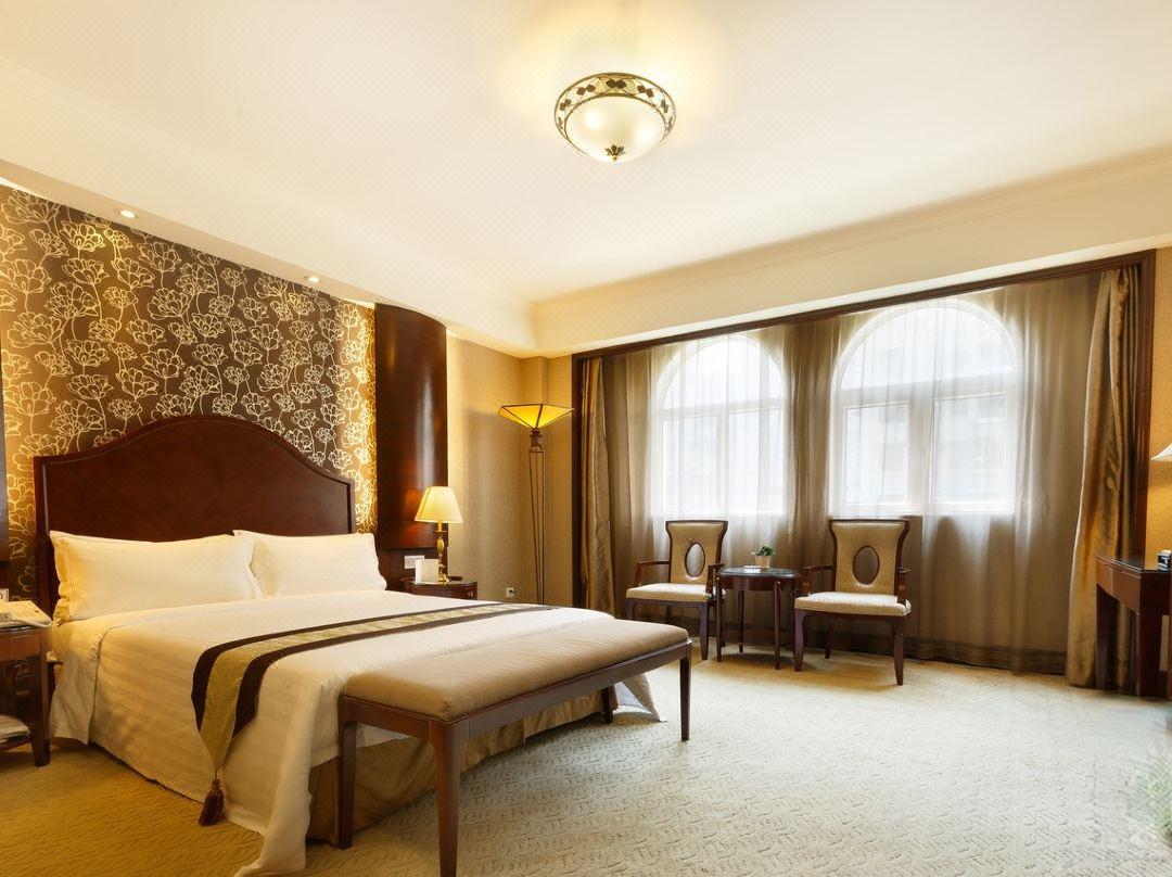 Grand Palace - Grand Management Group Hotel